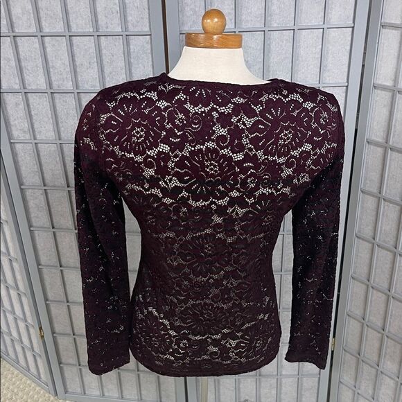 Tristan Burgundy Floral Lace Top - Picture 3 of 5